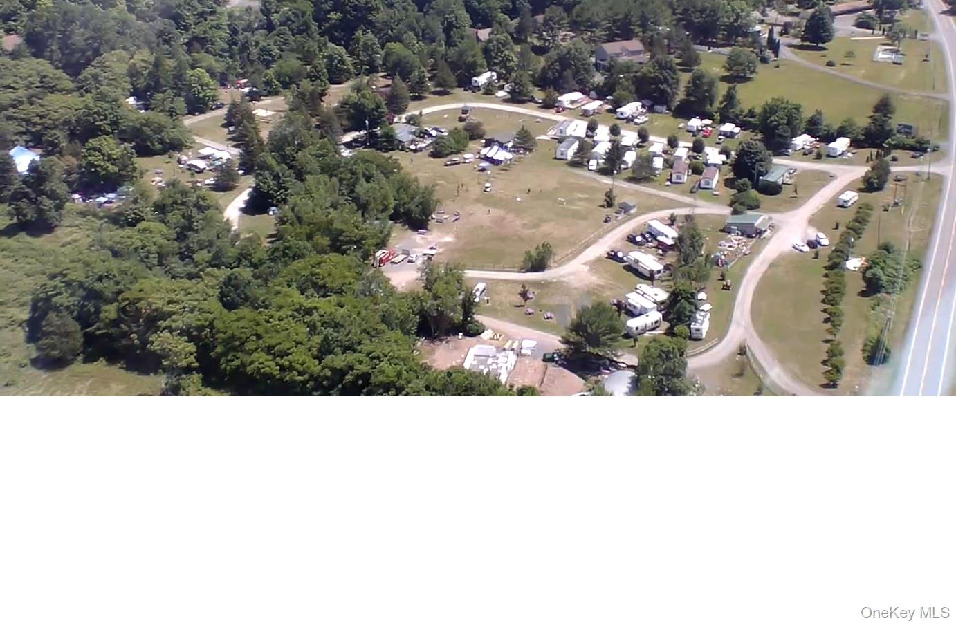 4952 Route 32 — photo