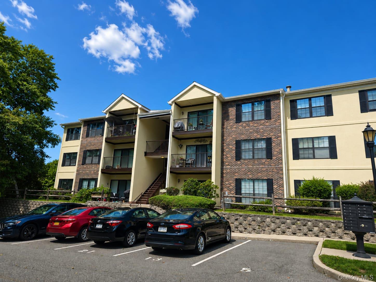 23 Nottingham Circle 23 — photo