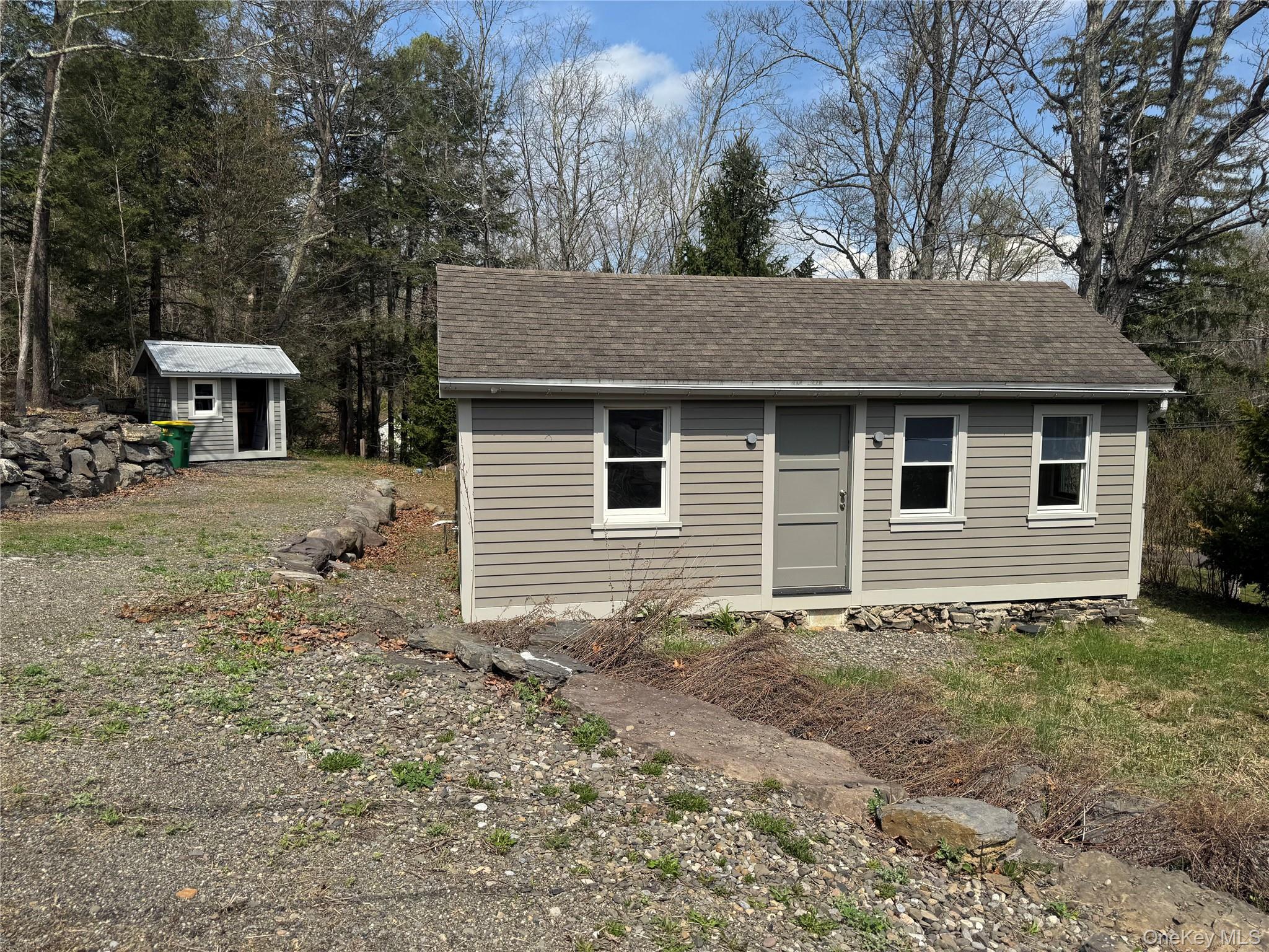 1810 Sawkill Park Road — photo
