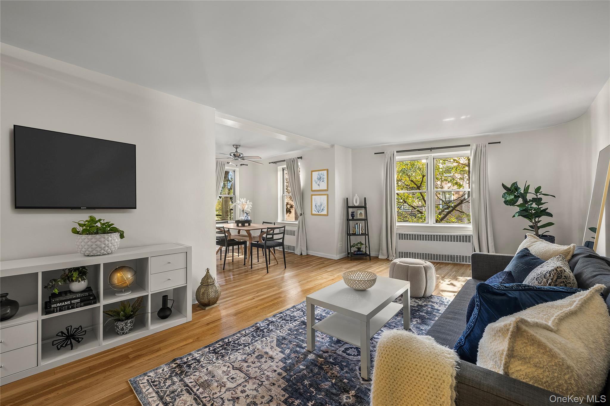 800 Grand Concourse 2Bs — photo
