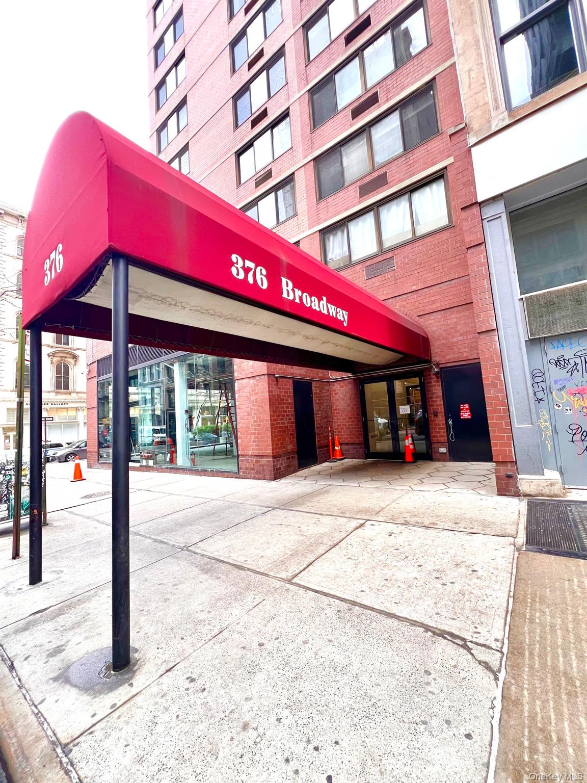 376 Broadway 11D — photo
