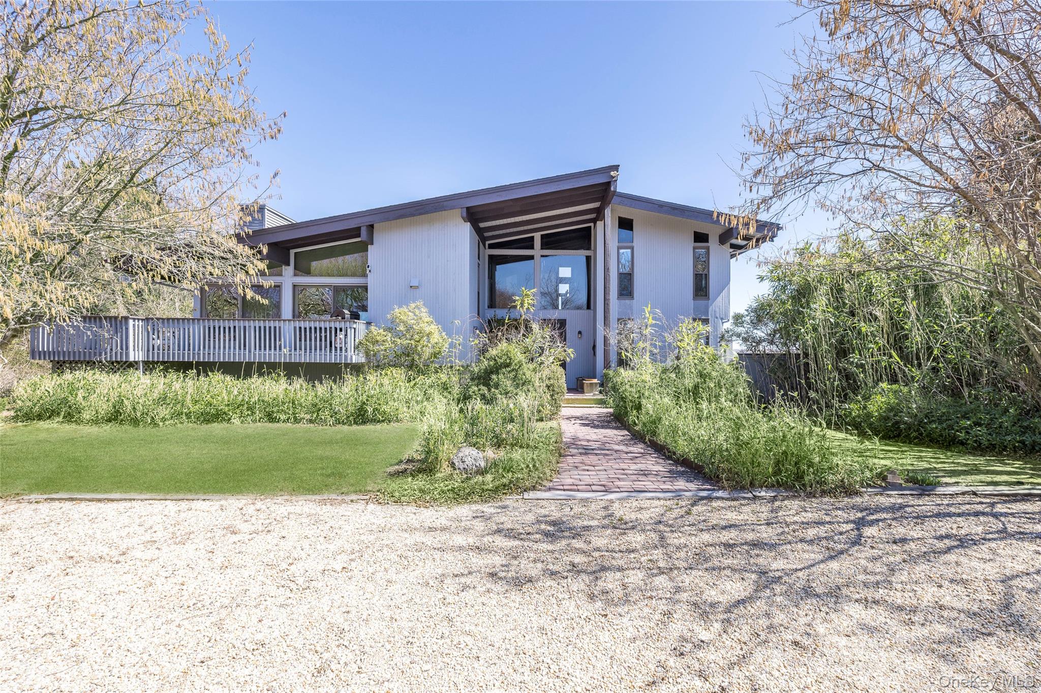 154 W Lake Drive — photo