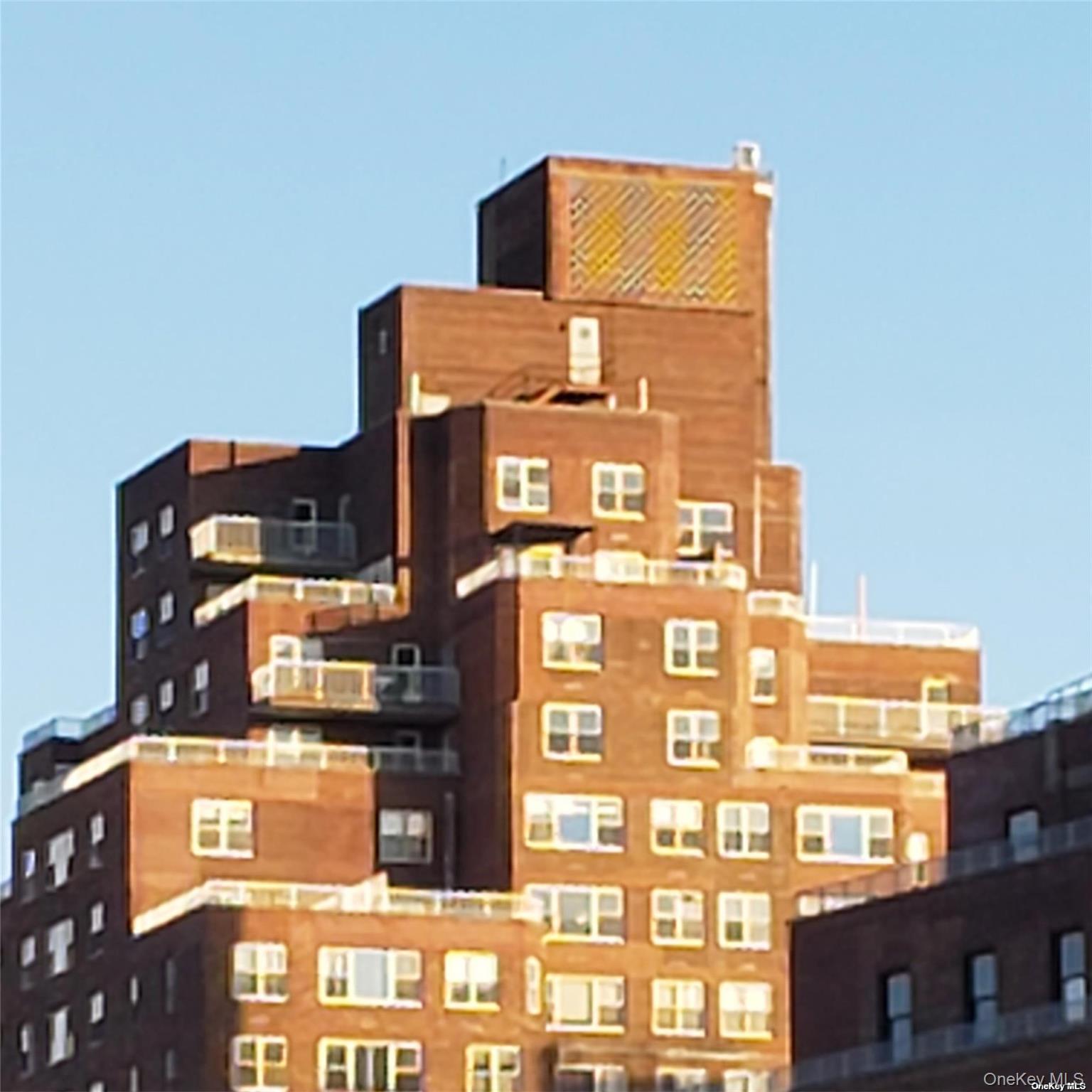 107- 40 Queens Boulevard Ph1 — photo