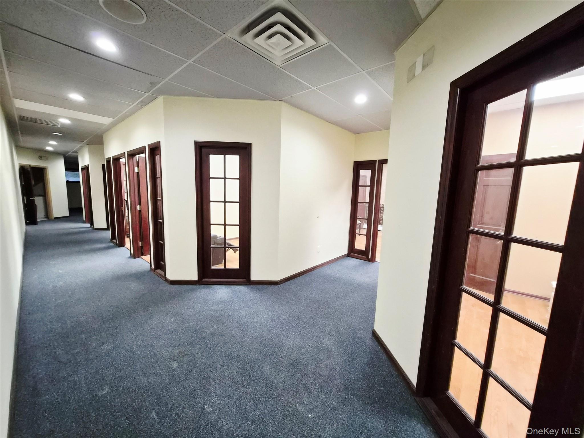 121 W Oak Street Ste 1 — photo