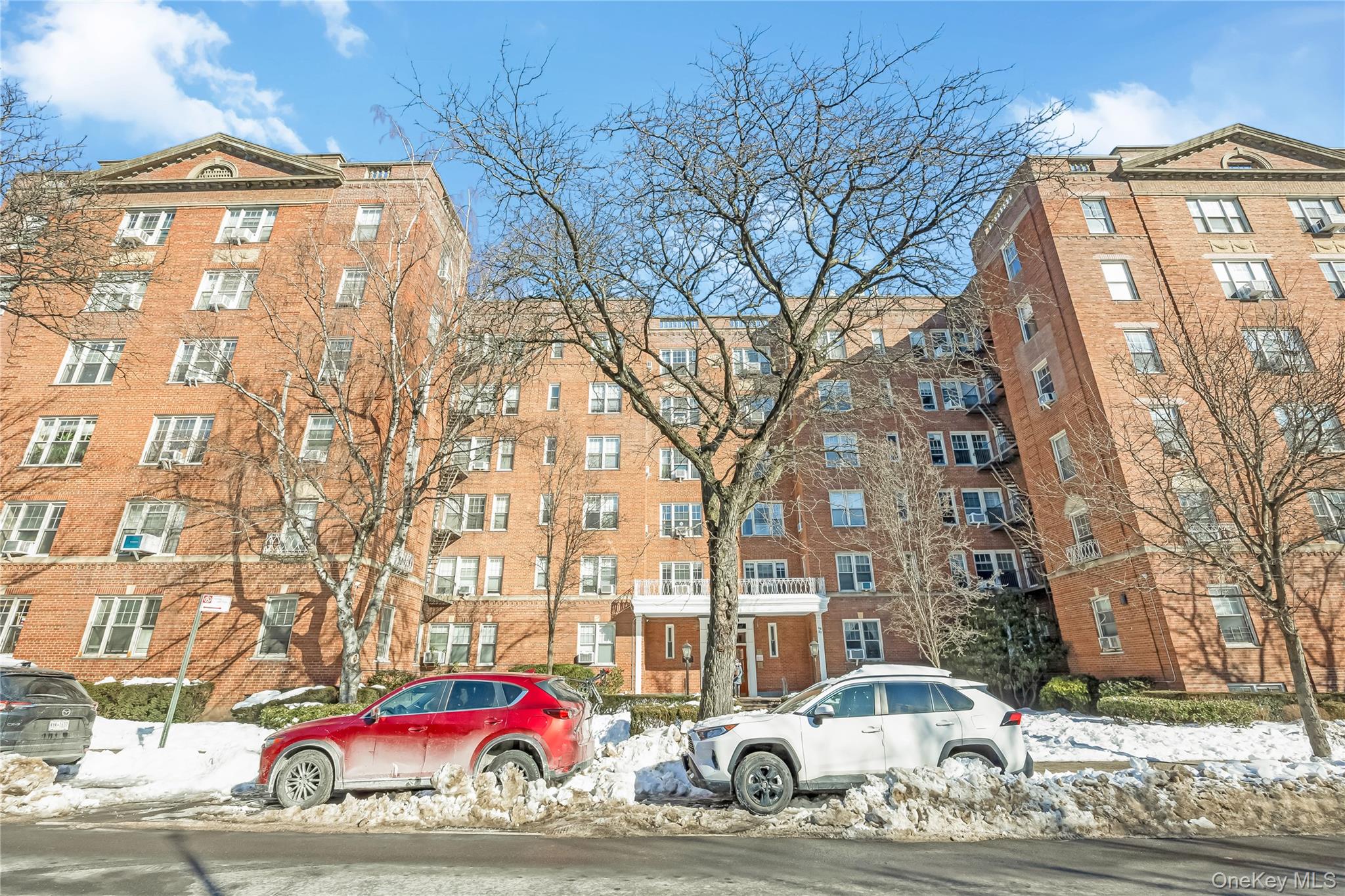 68-37 108 Street 6L — photo