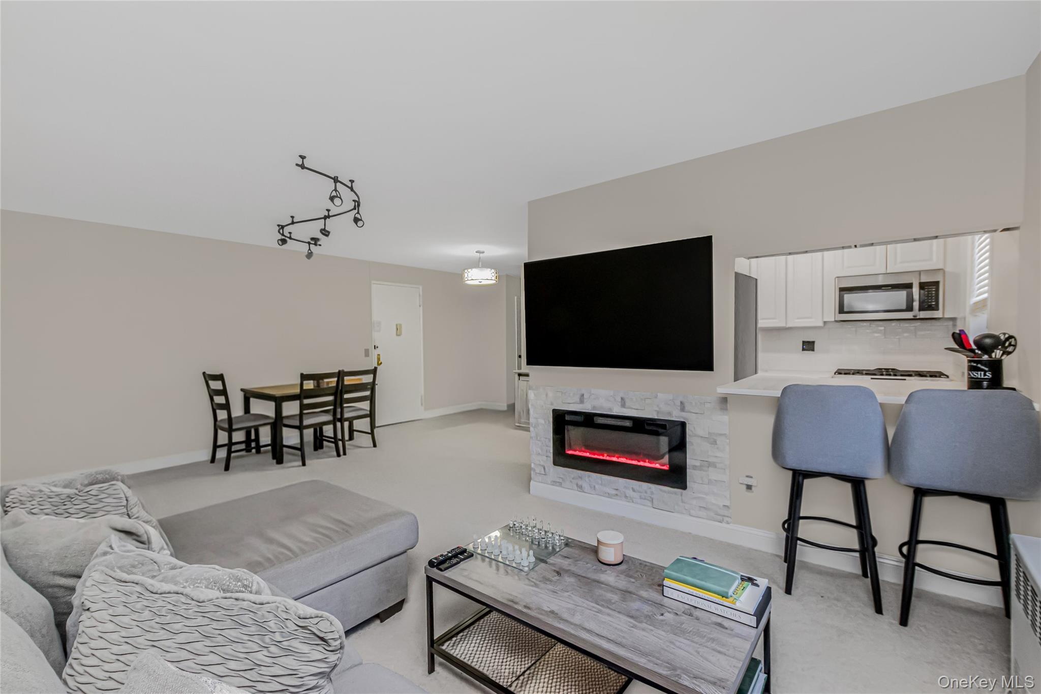 245 Rumsey Road 5G — photo