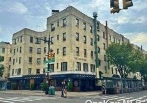 21-78 35 Street 5F — photo