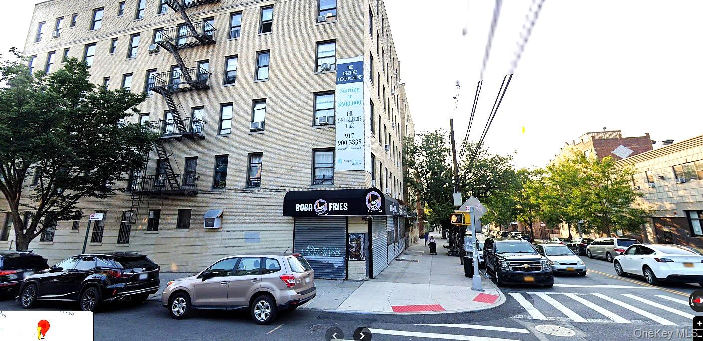 6109 39th Avenue M5 — photo