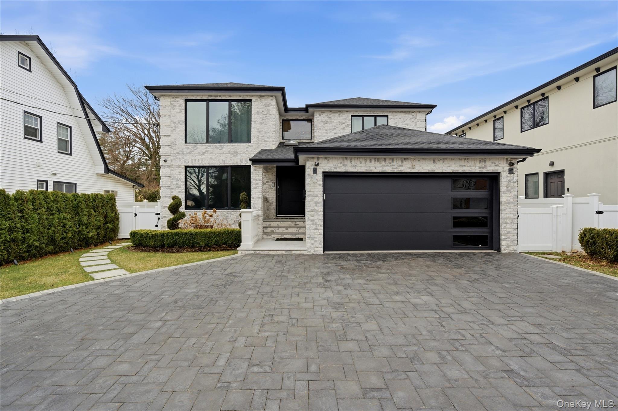 17 Garfield Place — photo