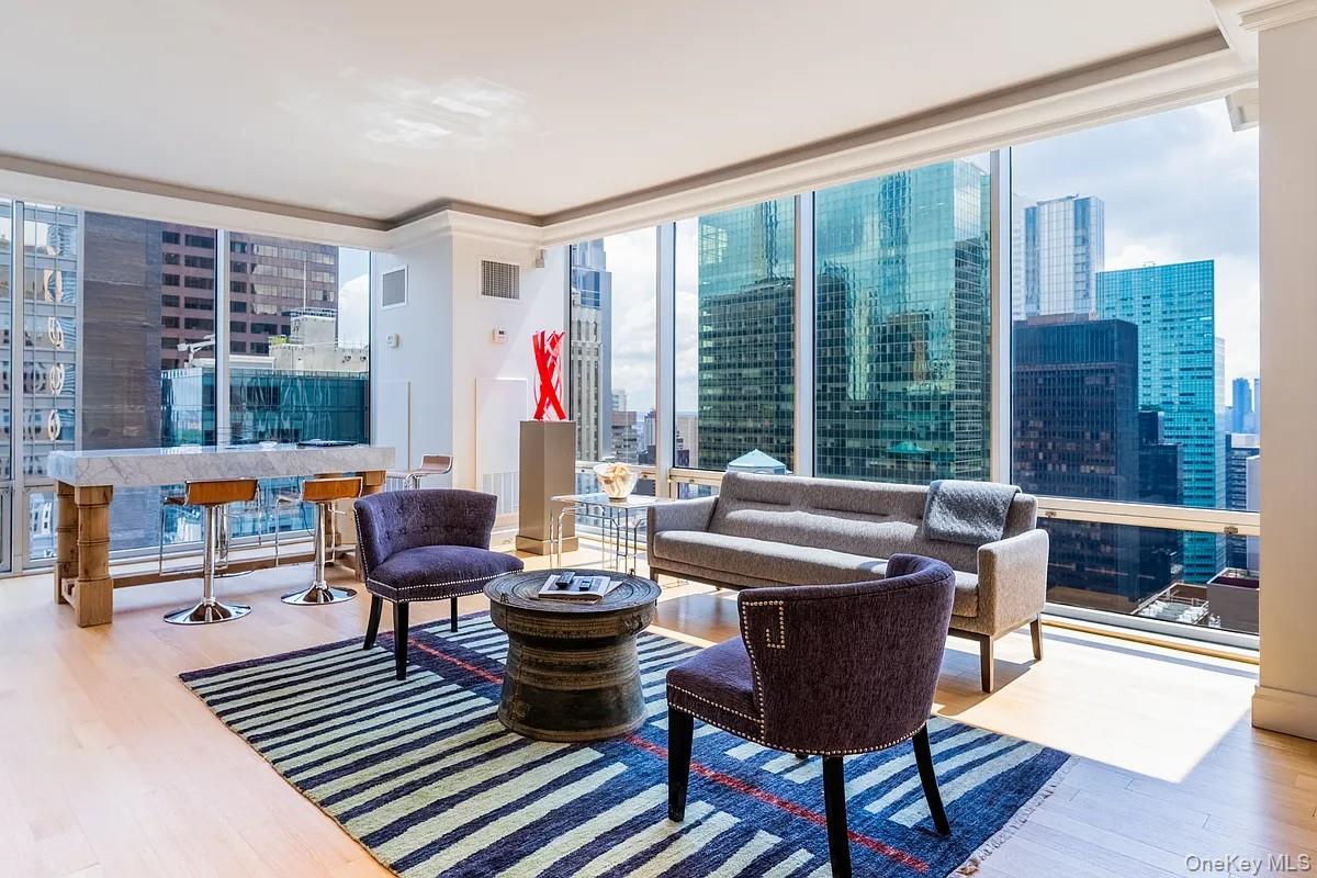 641 5th Avenue 33D — photo