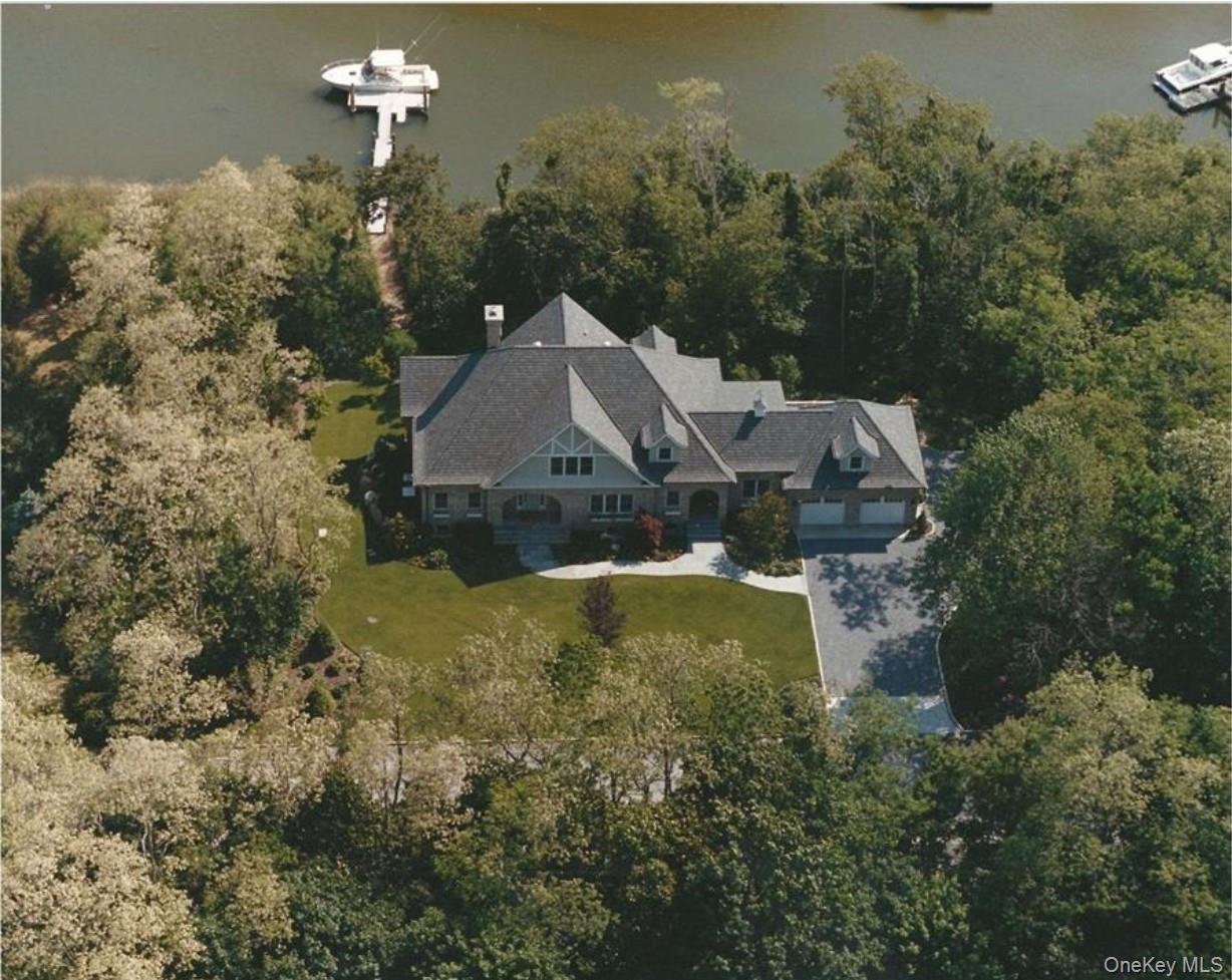 190 Jackson Landing — photo