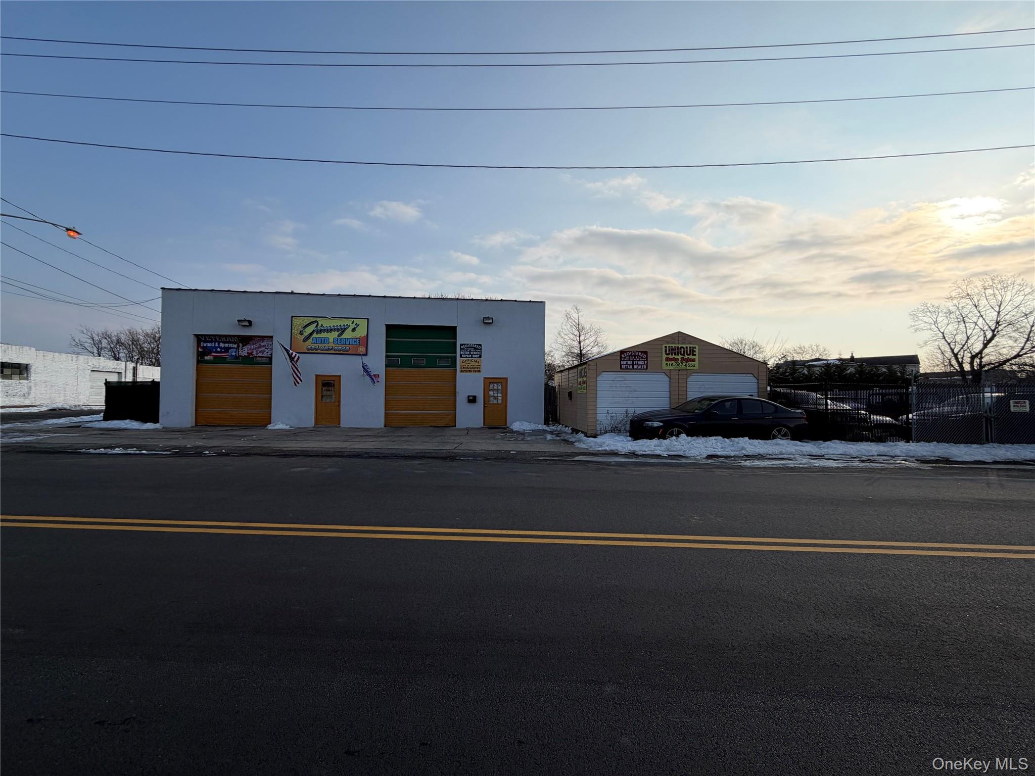 620 Shore Road — photo