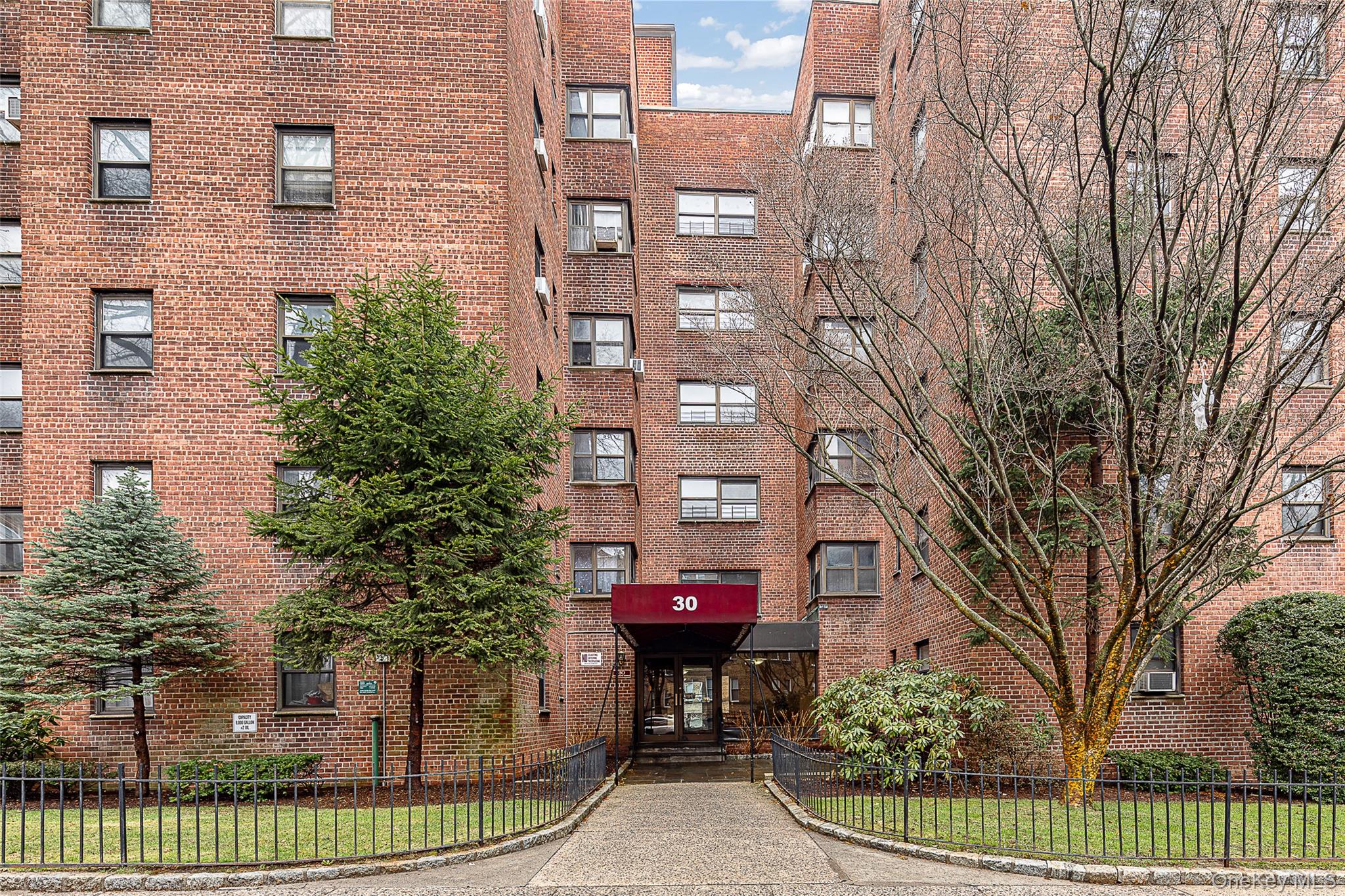 30 Fleetwood Avenue 2E — photo