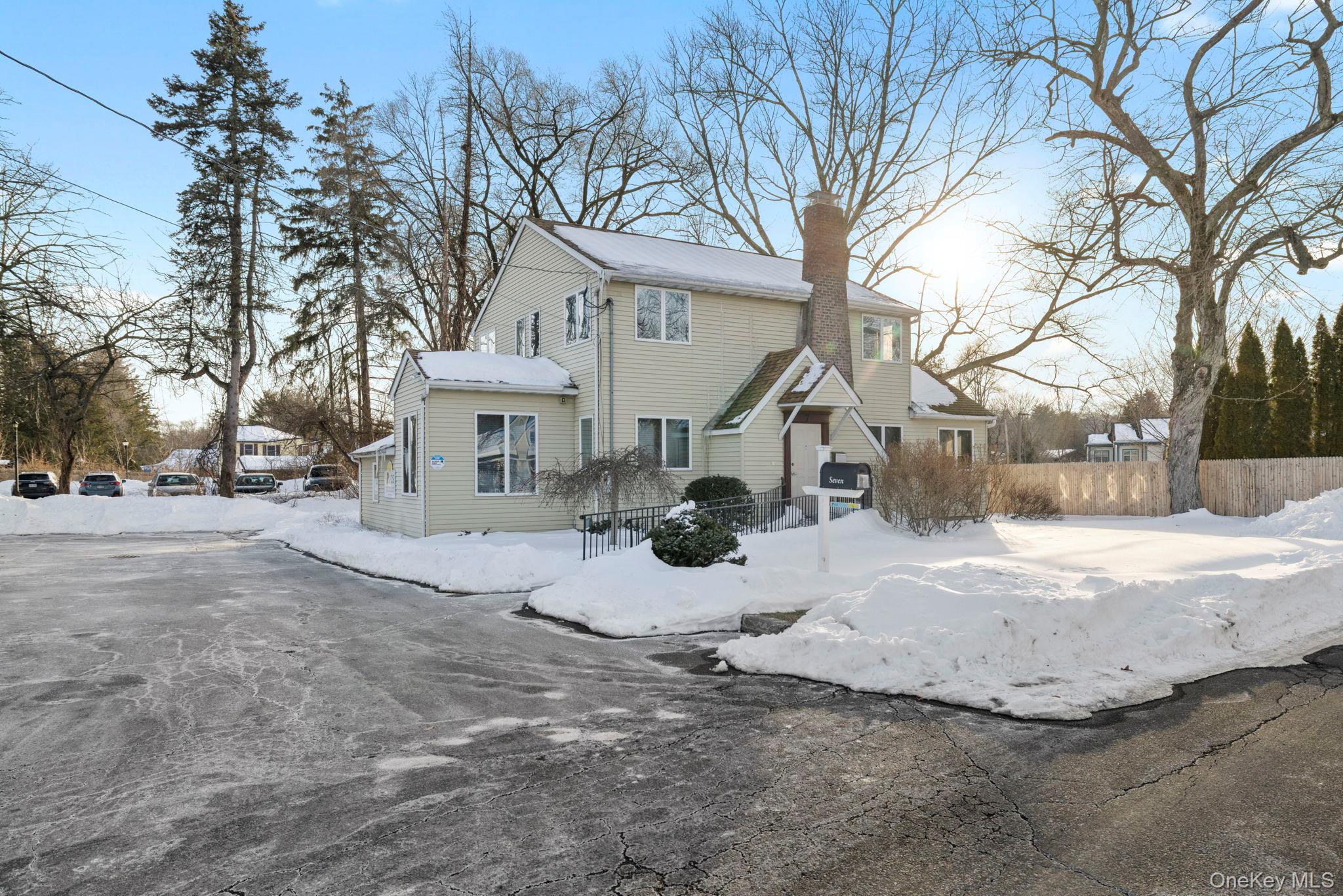 7 Stokum Lane — photo