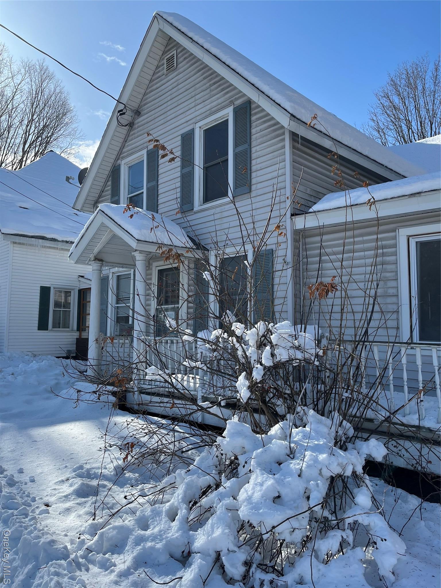 165 Lake George — photo