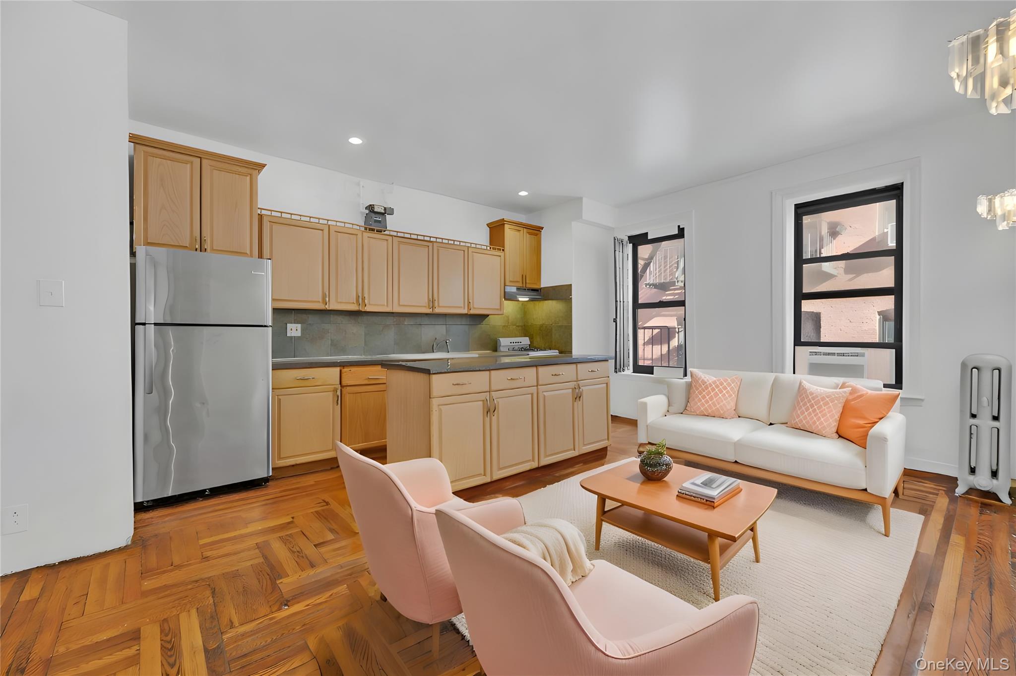 828 Gerard Avenue 2D — photo