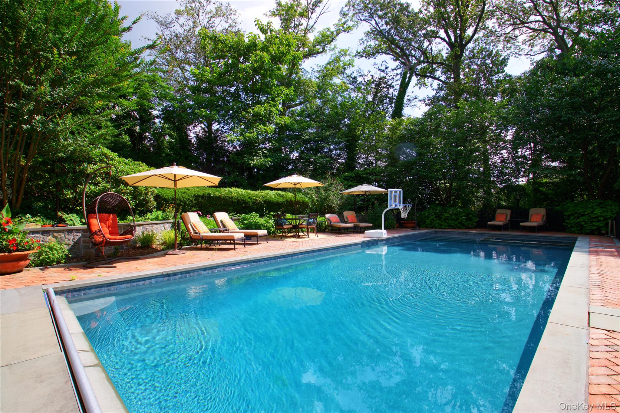 110 Birch Drive — photo