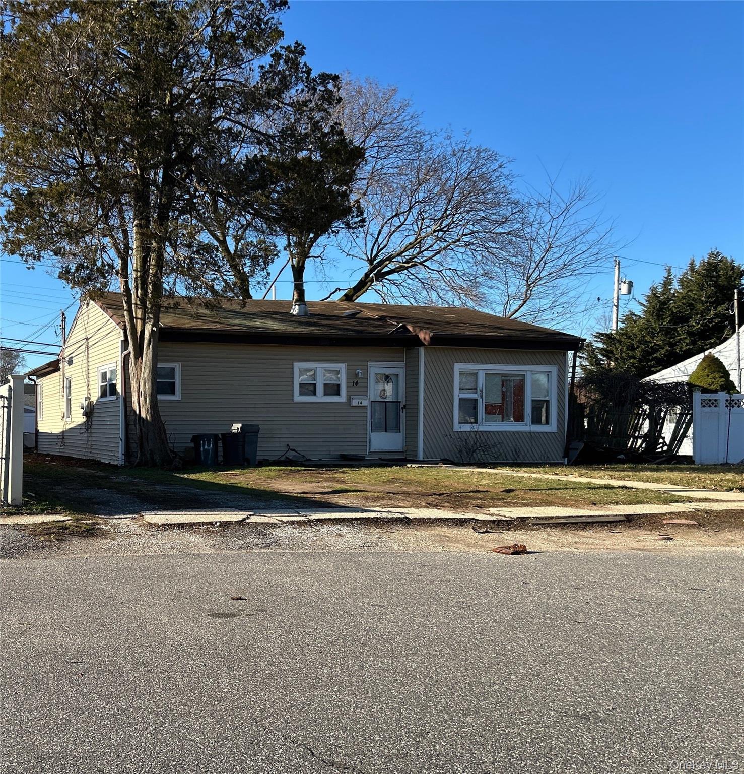 14 Chevy Chase — photo