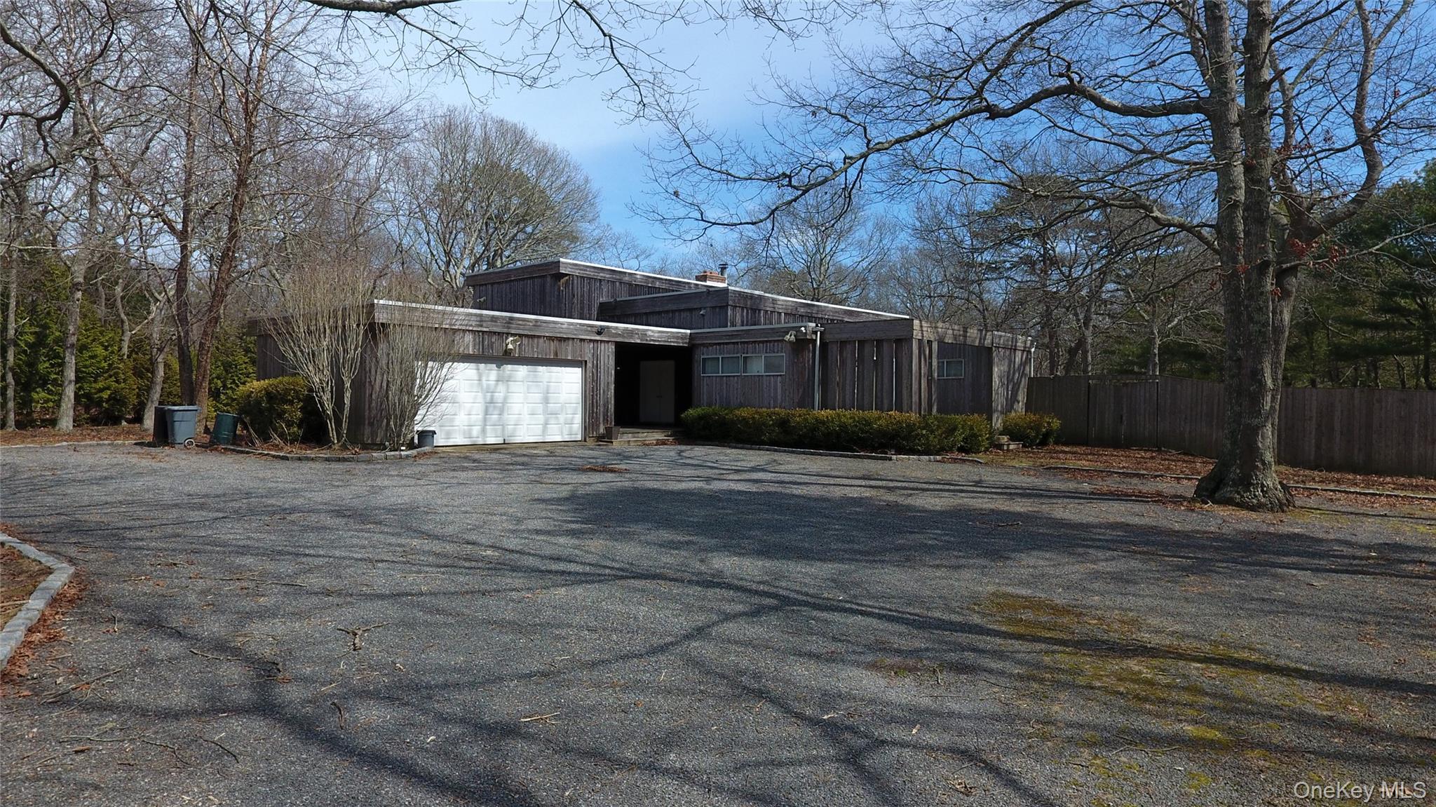 19 Fox Hollow Drive — photo