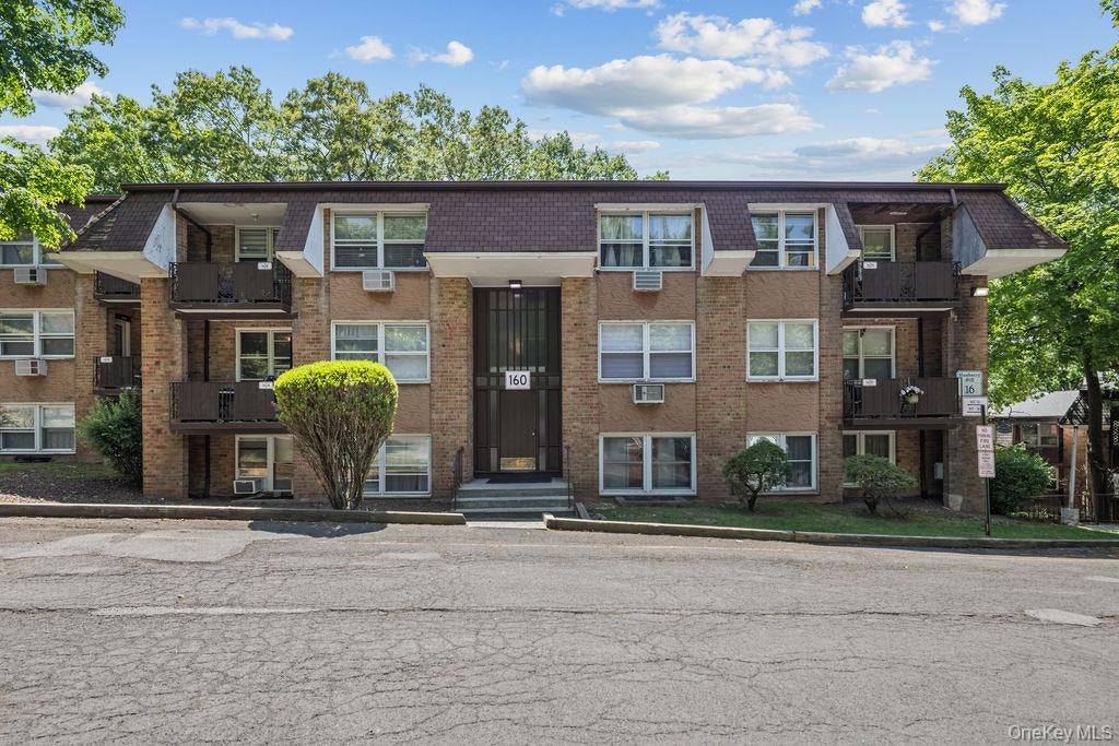 160 E Kearsing Parkway — photo