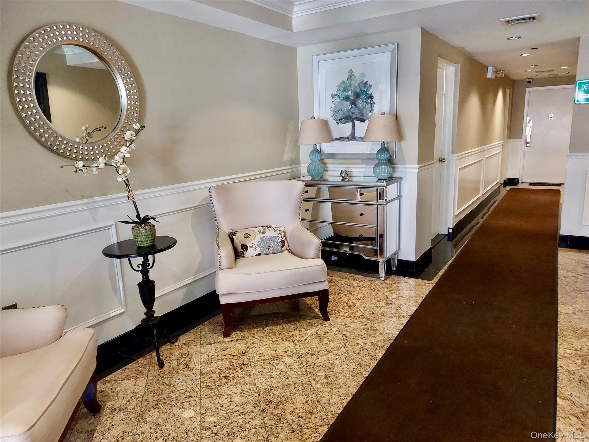 14116 84th Drive 1C — photo