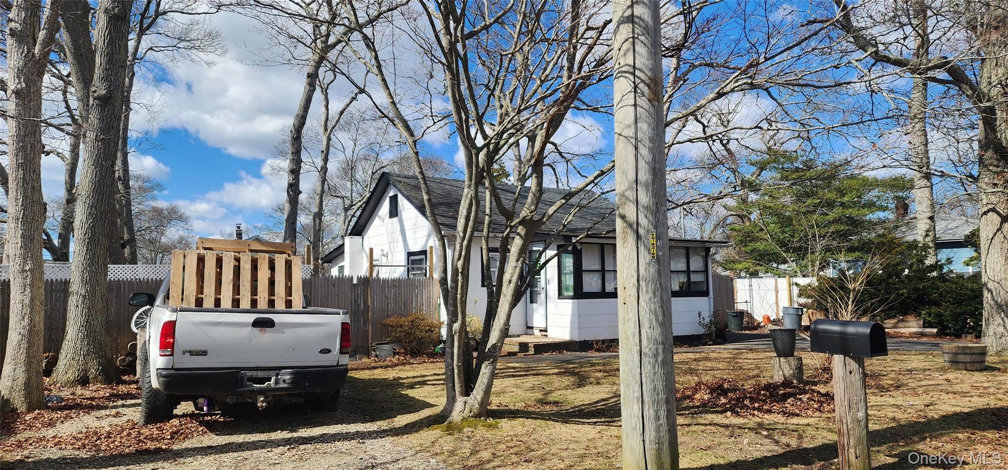 178 Locust Drive — photo