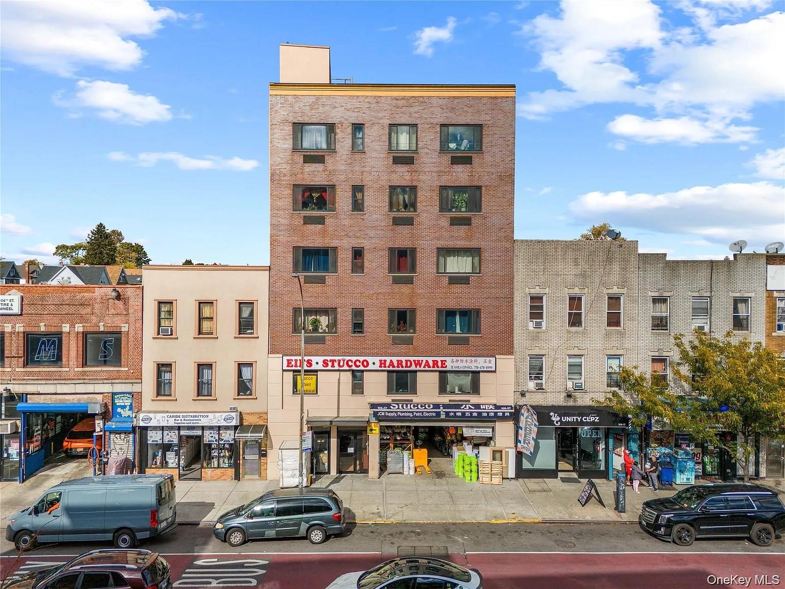 106-07 Northern Boulevard 5B — photo