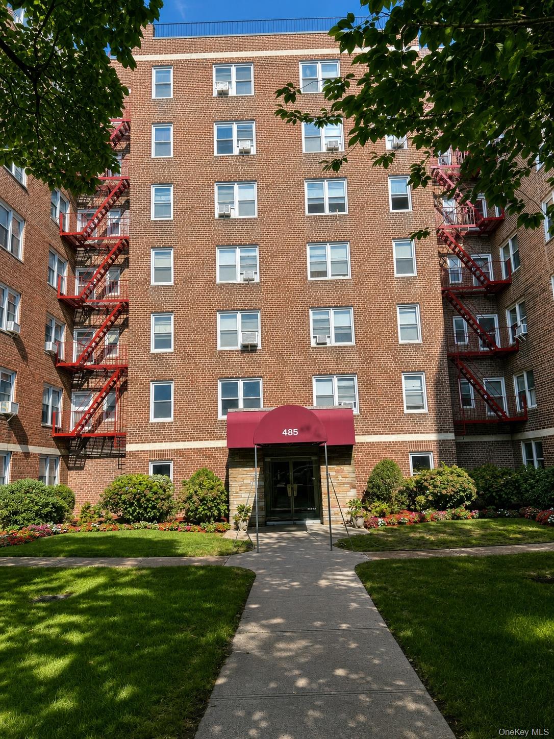 485 Bronx River Road C24 — photo