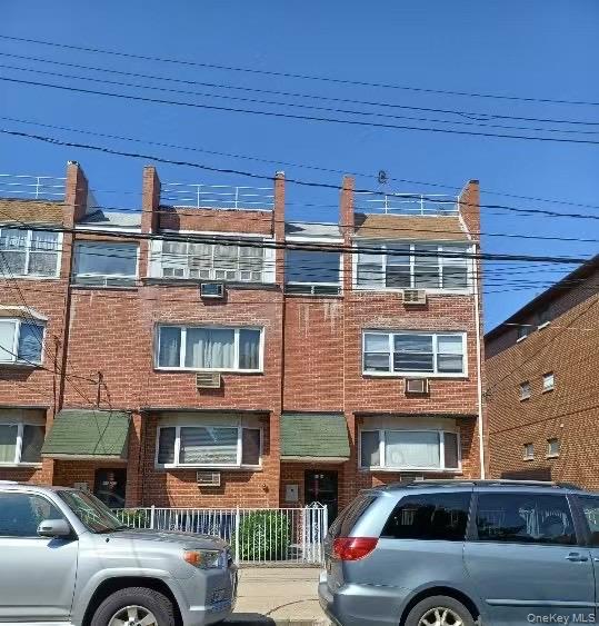 4618 161st Street C4 — photo