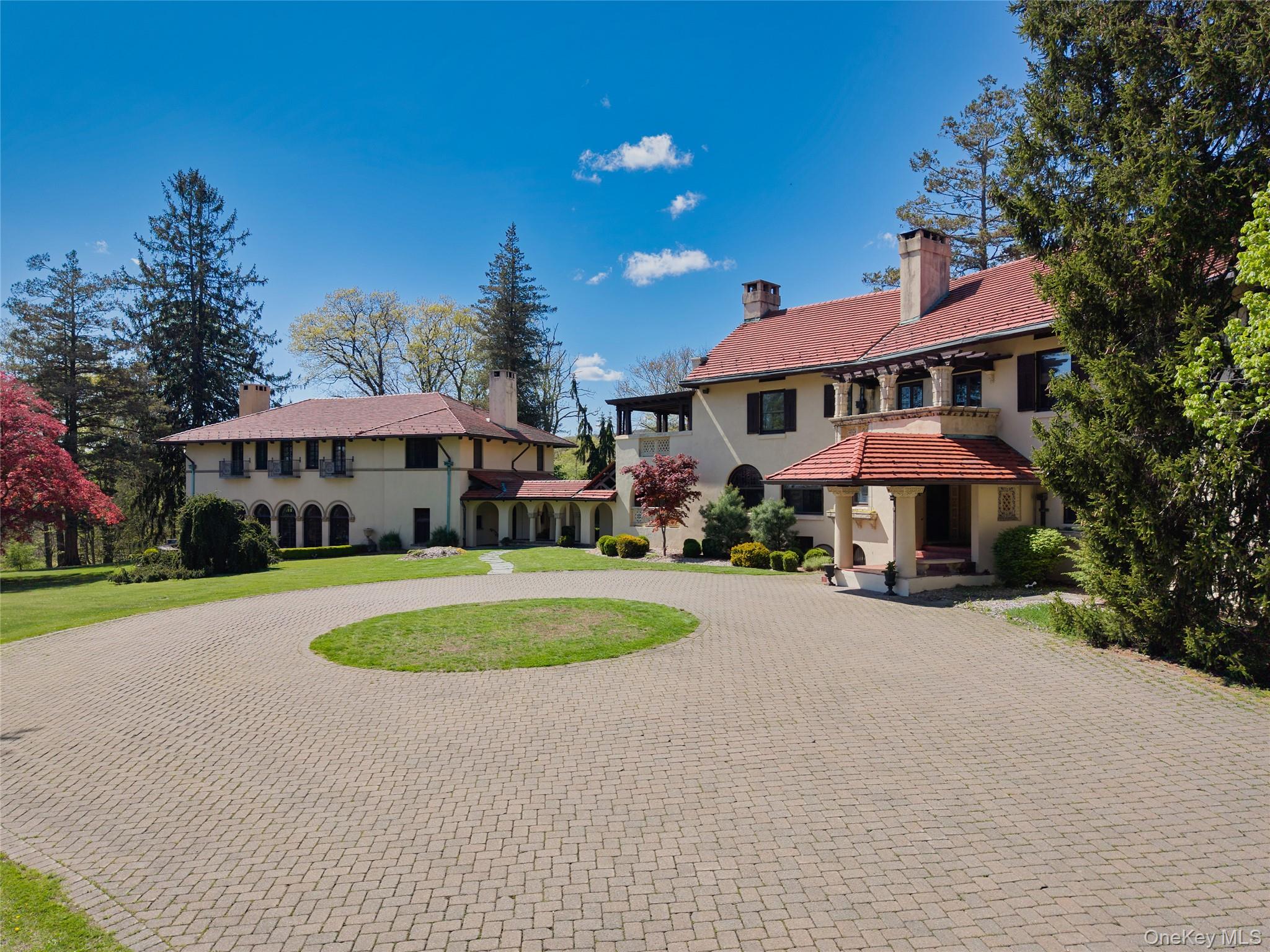 14 Castleton Drive — photo