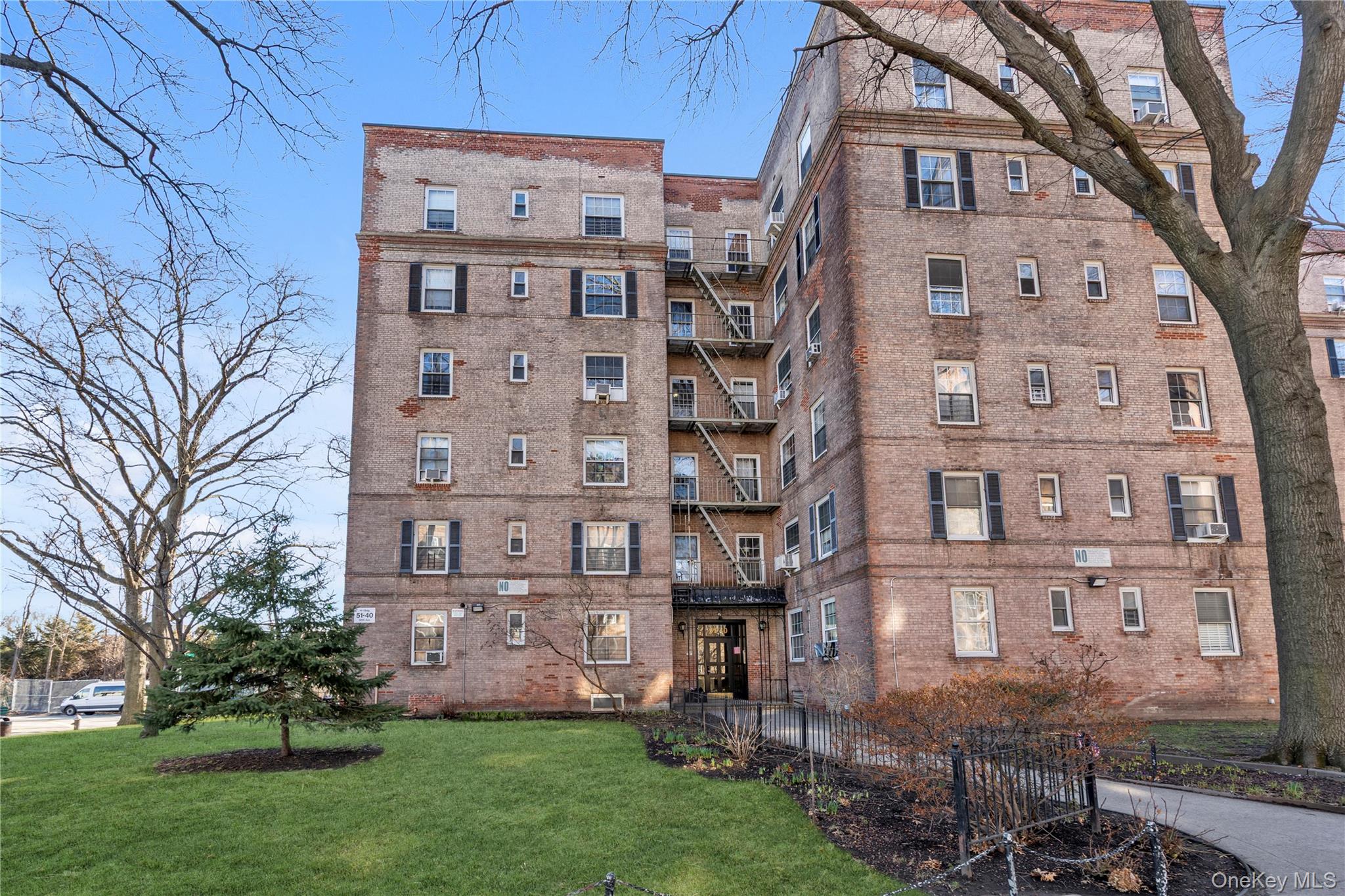 51-40 30th Avenue 5B — photo