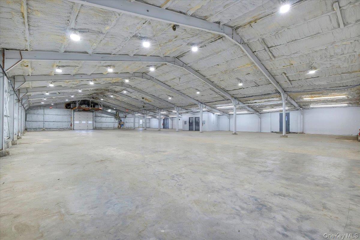 2681 Ny-17M - Building 1 — photo