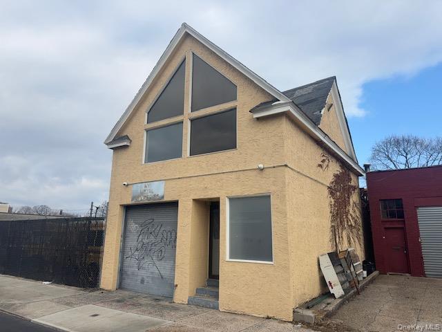 317 E 3rd Street — photo
