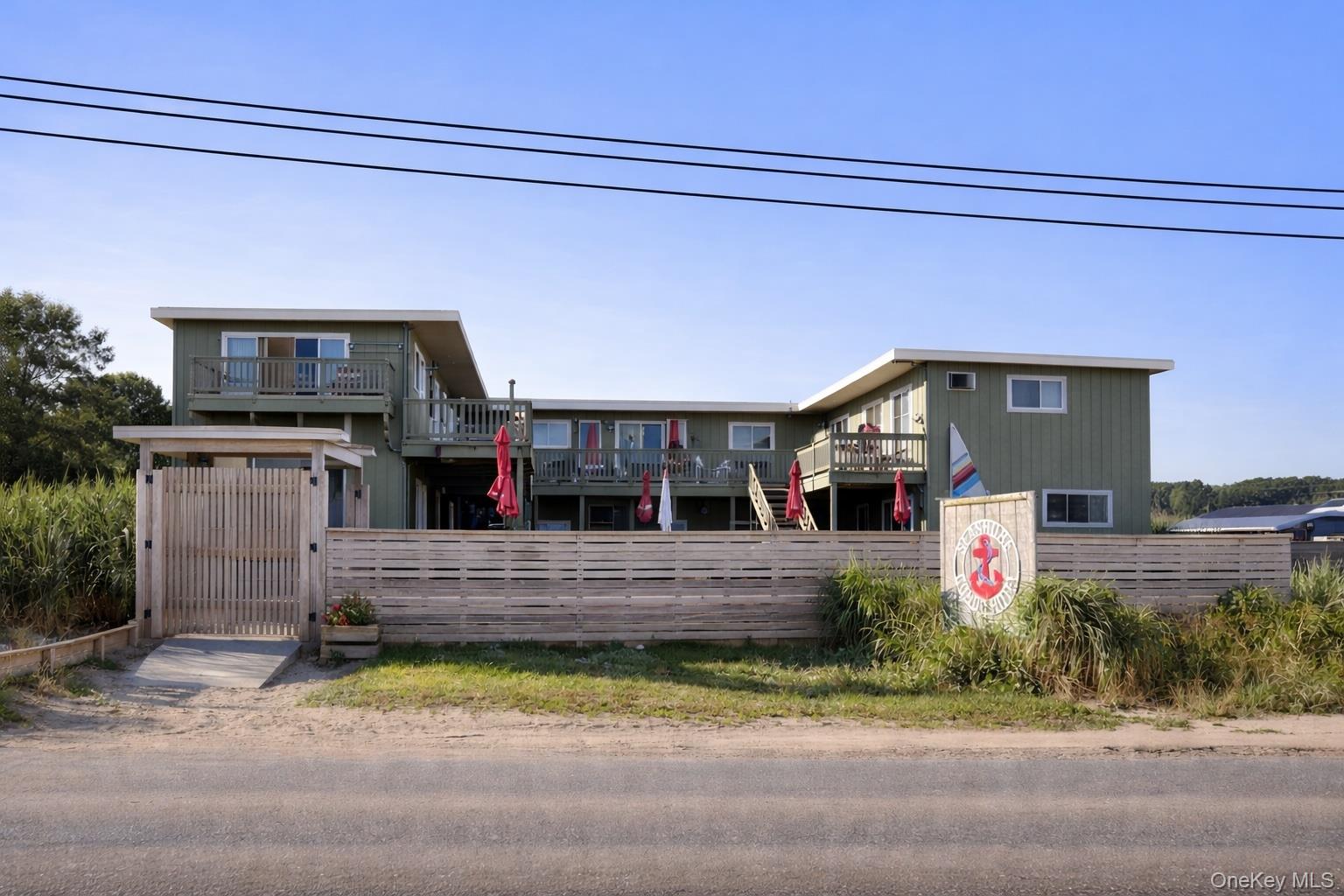 78 E Bayview Avenue 14 — photo