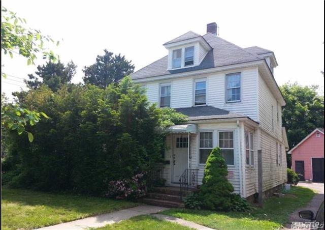 4 Burch Ave — photo