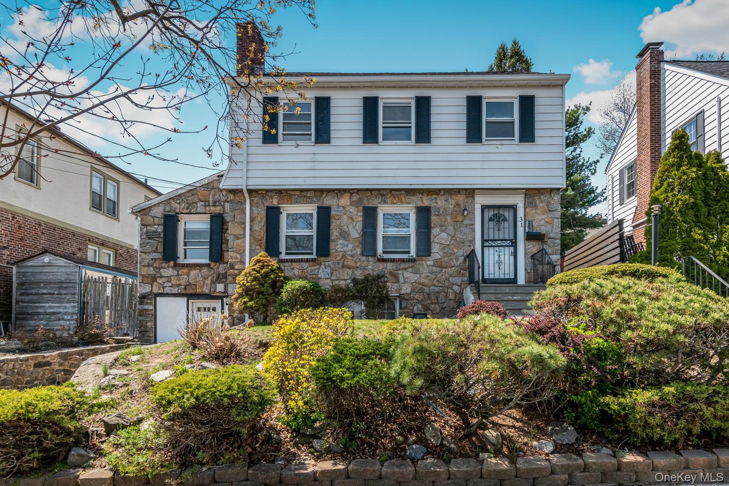 31 Emmett Place — photo