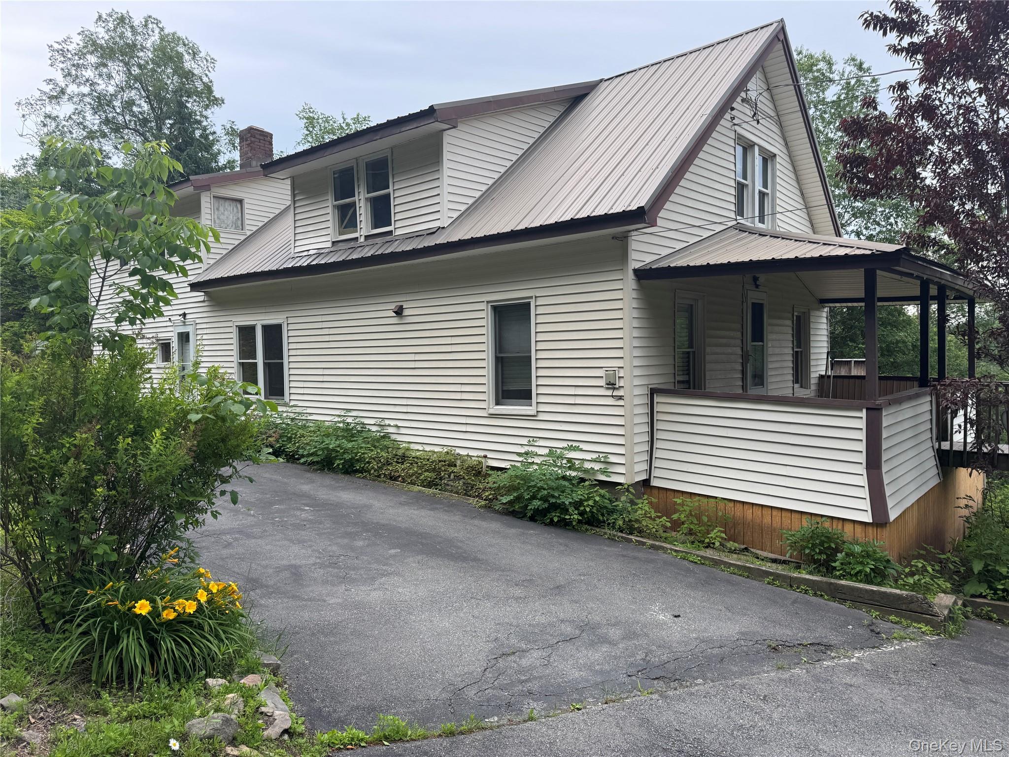 96 White Roe Lake Road — photo