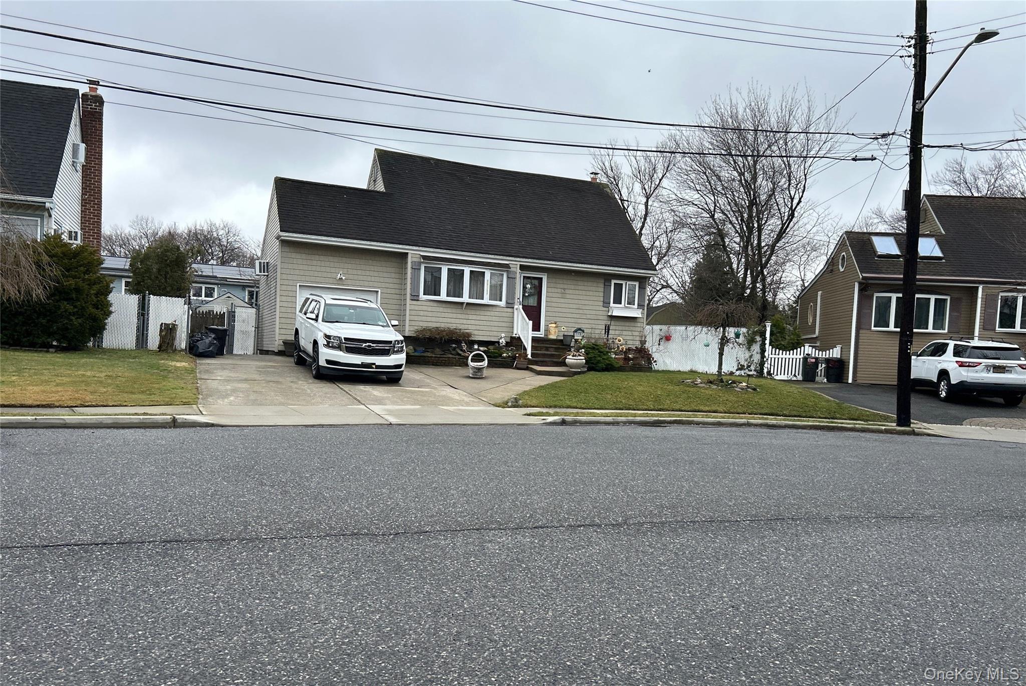 34 Karen Street — photo