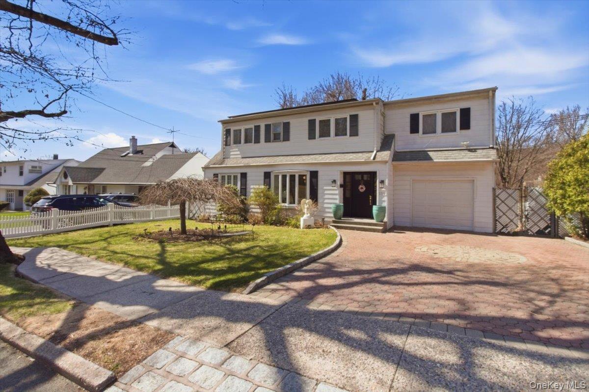 129 Gailmore Drive — photo