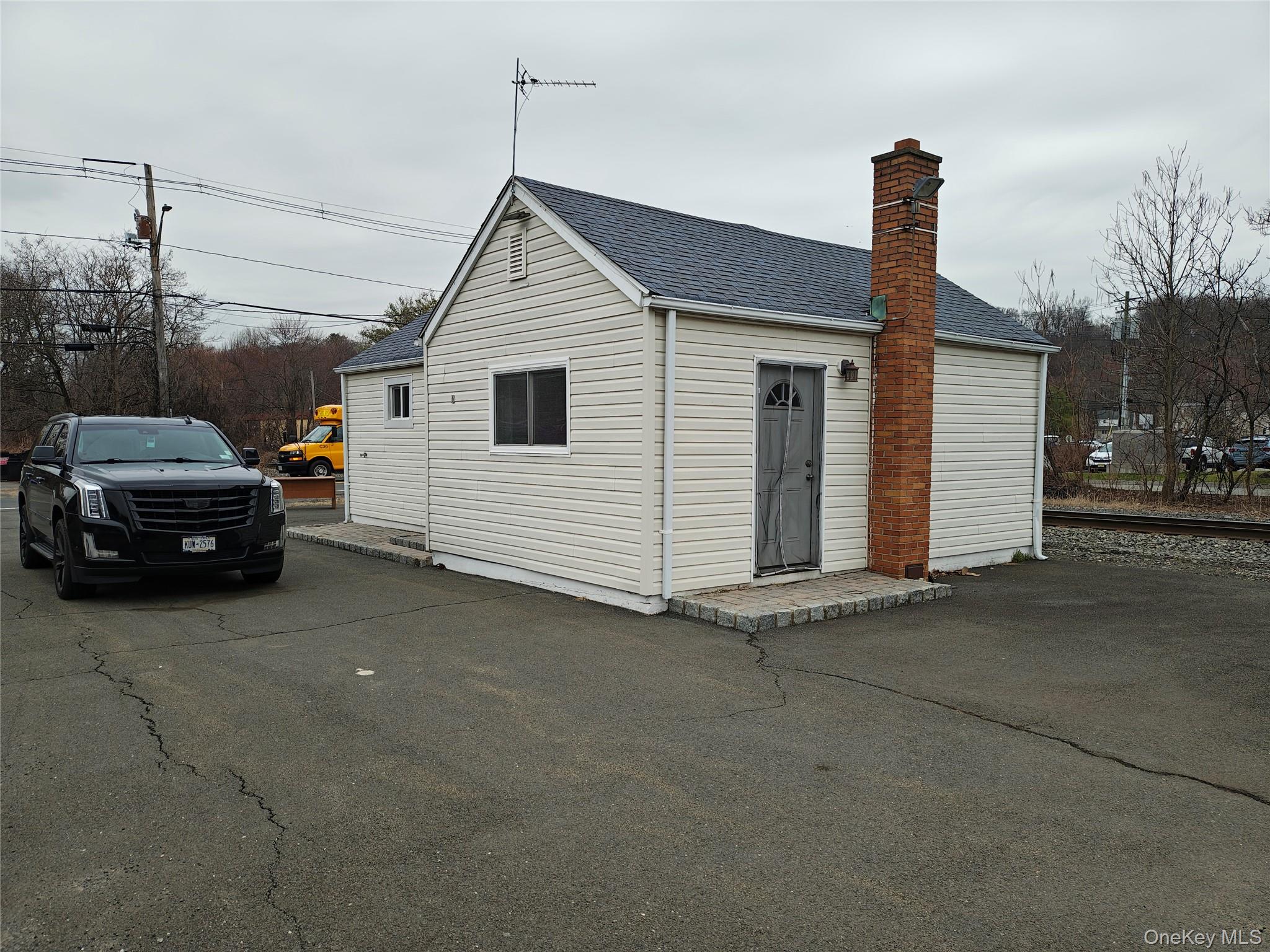 225 E Erie Street — photo