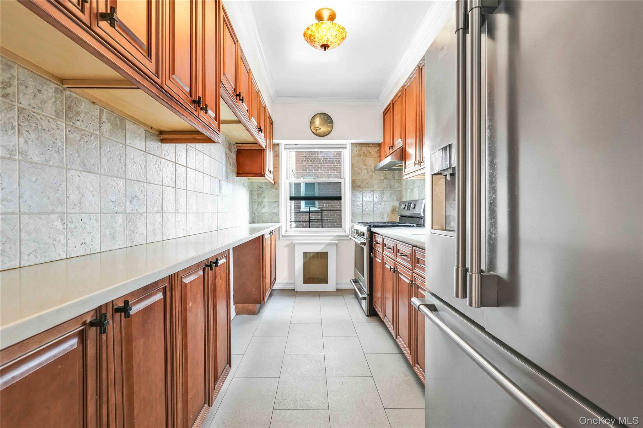 26-21 Union Street 4F — photo