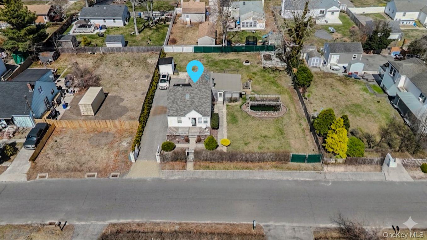 33 Manor Drive — photo