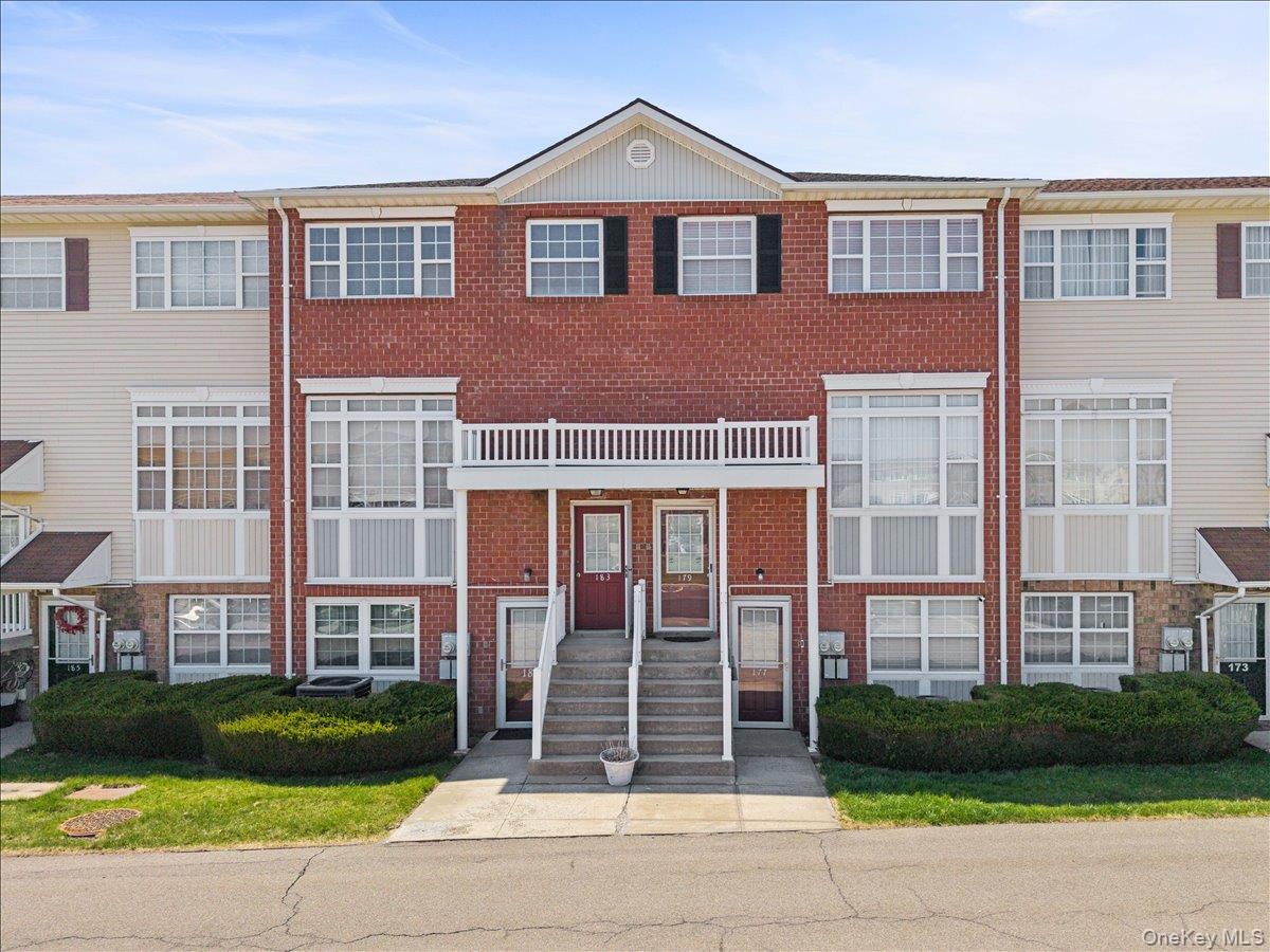 179 Surf Drive 114 — photo