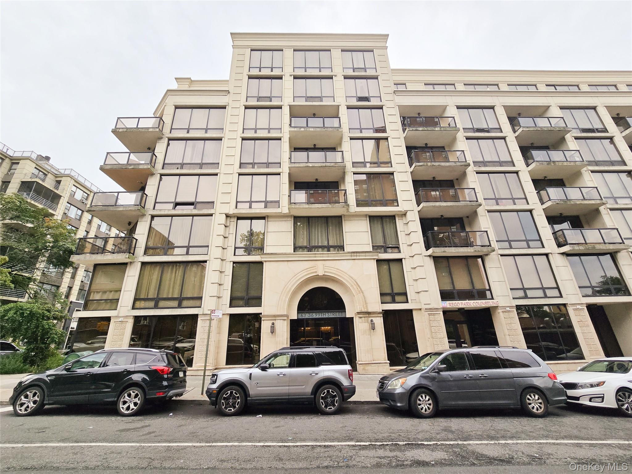 63-36 99 Sreet 8C — photo