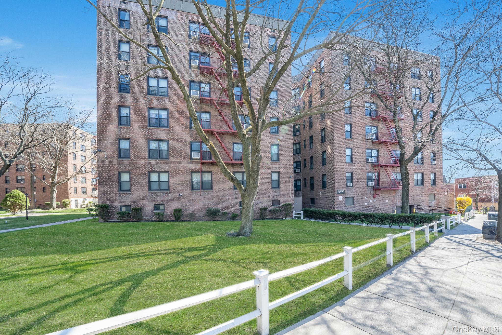 83-85 Woodhaven Boulevard 3L — photo