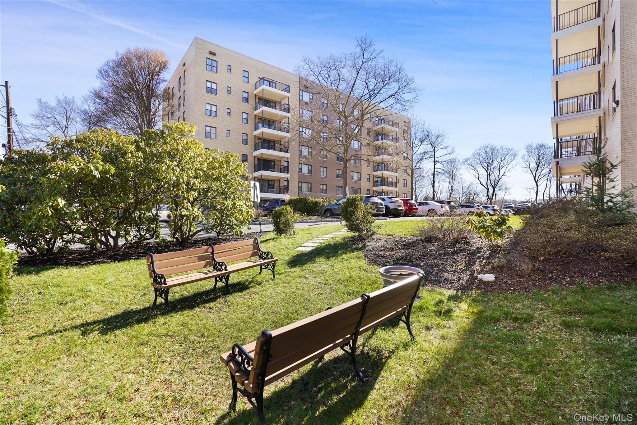 25 Stewart Place 615 — photo