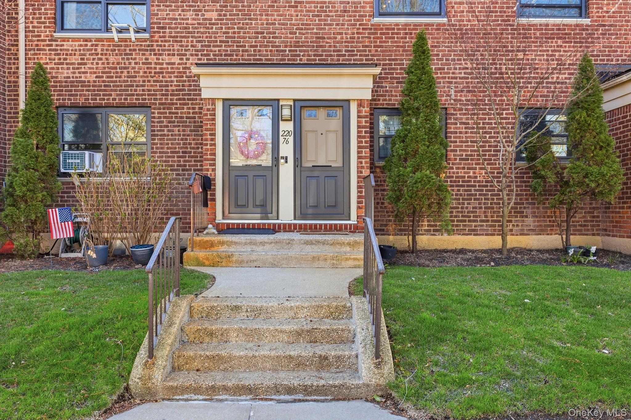 220-76 75th Avenue 180a2 — photo