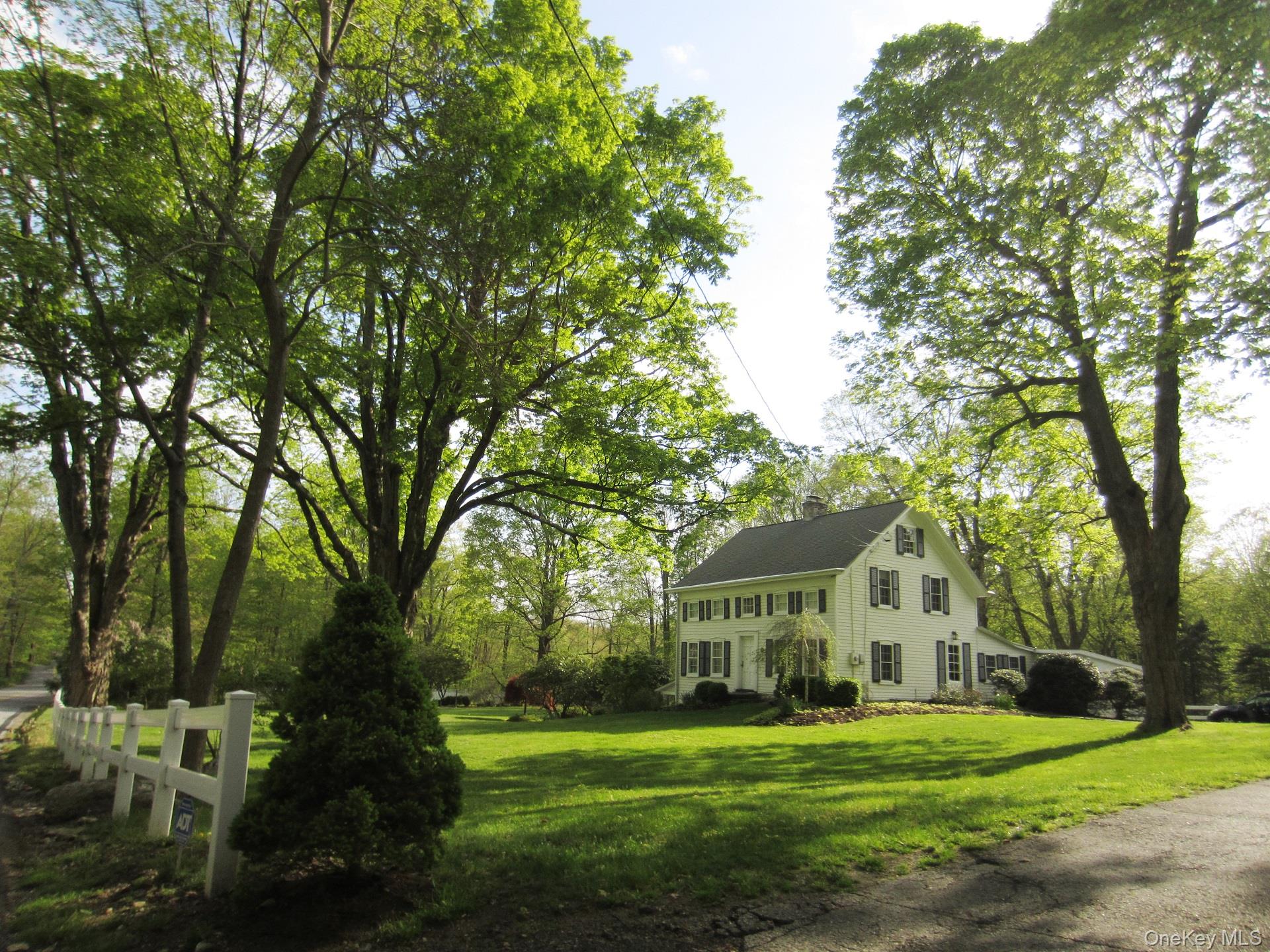 521 Barrett Hill Road — photo