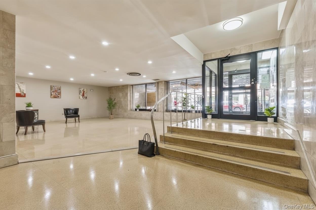 99-10 60th Avenue 5D — photo