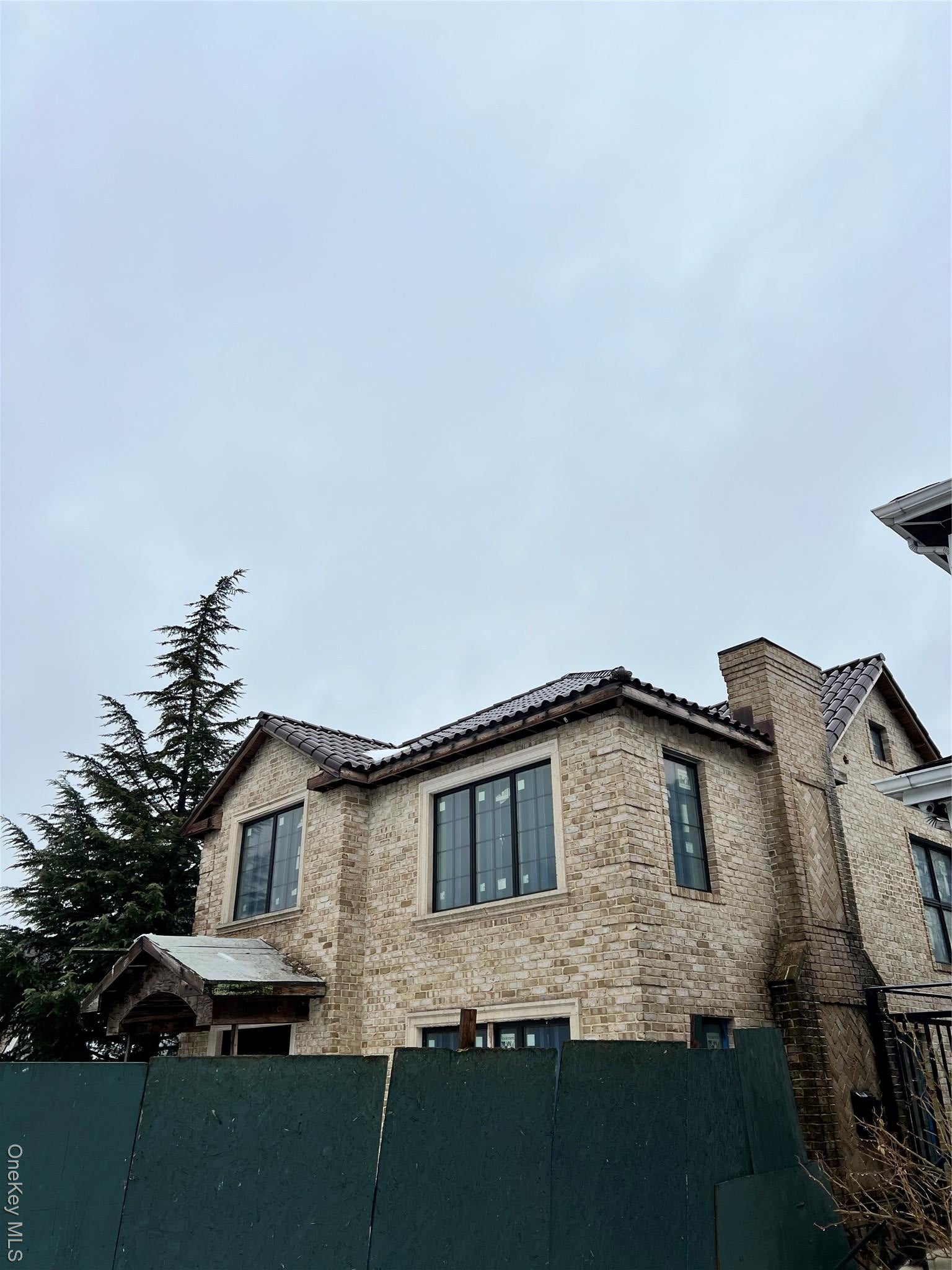 8324 Langdale Street — photo